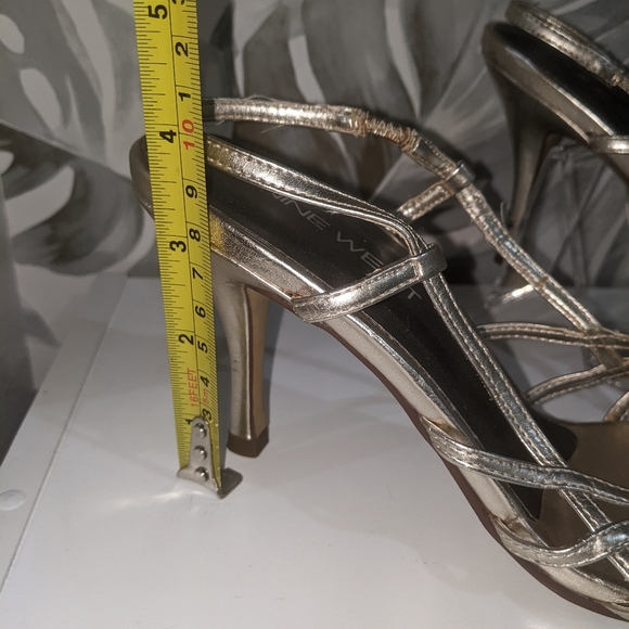 Silver strappy heels - Picture 7 of 7